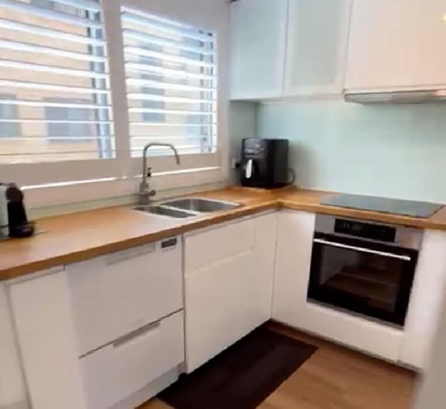 2-bedroom 3-level Spacious luxury Villa