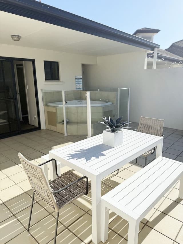 2 Bedroom Spa Apartment