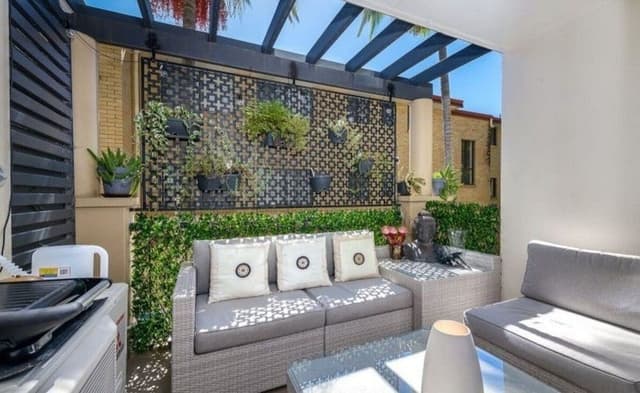 2-bedroom 3-level Spacious luxury Villa