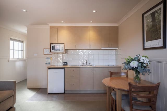 One Bedroom Apartment