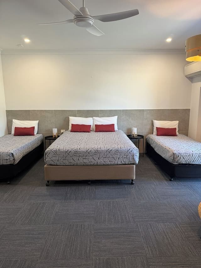 Family Room, 1 Bedroom