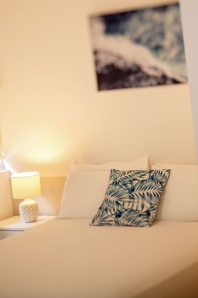 3 Bedroom 2 Bathroom Ocean Front Apartment