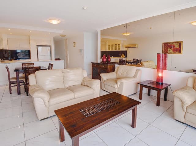 2 Bedroom Ocean View Apartment