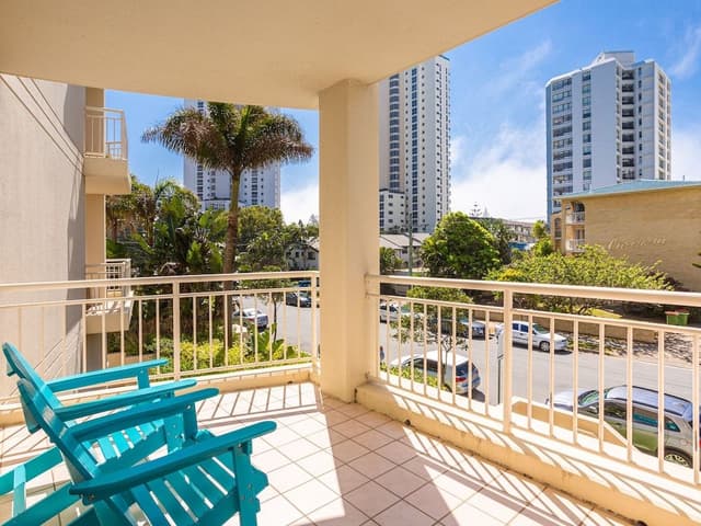 One Bedroom Garden/Pool View