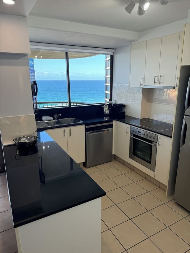 Deluxe Apartment, 3 Bedrooms, Beach View