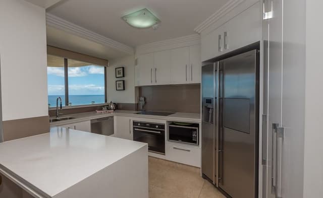 Deluxe Apartment, 3 Bedrooms, Beach View