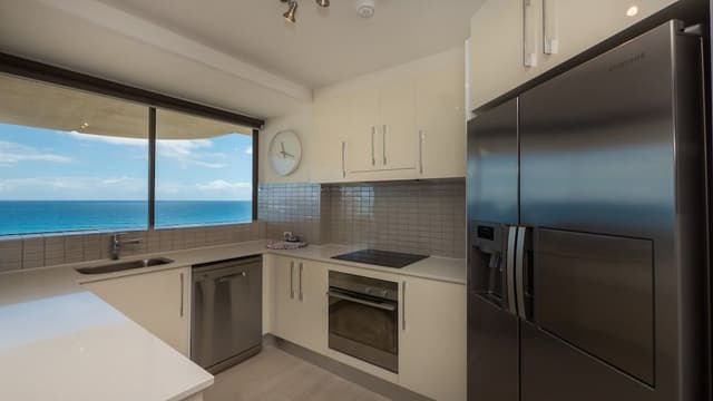Deluxe Apartment, 3 Bedrooms, Beach View