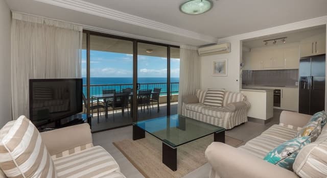 Deluxe Apartment, 3 Bedrooms, Beach View