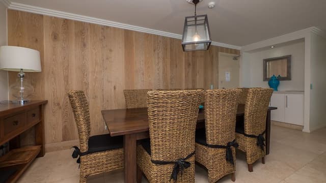 Deluxe Apartment, 3 Bedrooms, Beach View