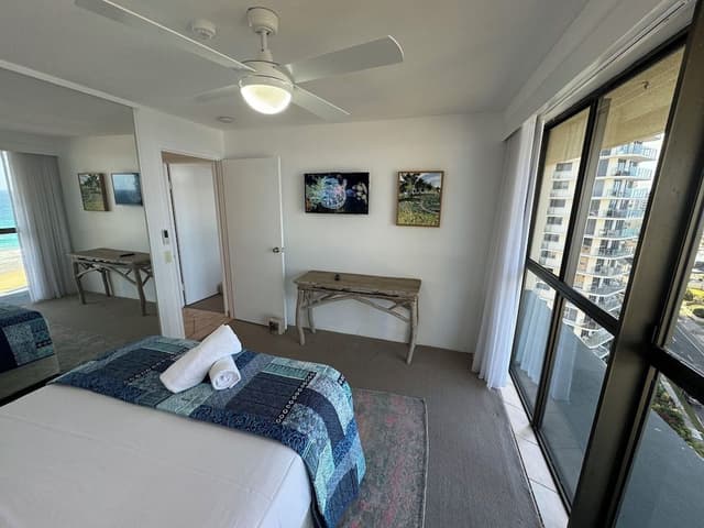 Deluxe Apartment, 3 Bedrooms, Beach View