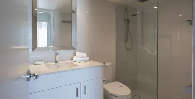 Deluxe Apartment, 3 Bedrooms, Beach View