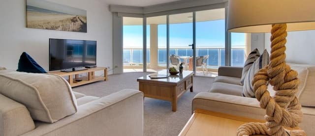 One Bedroom Ocean-View Apartment