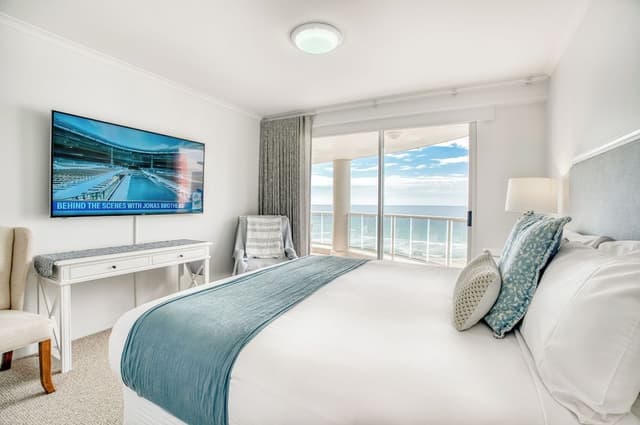 Two Bedroom Ocean-View Apartment