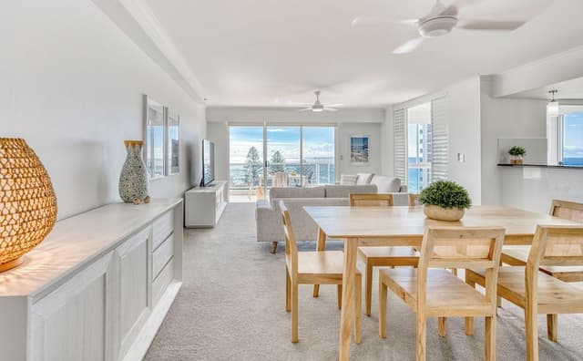 Superior One bedroom Ocean-View Apartment