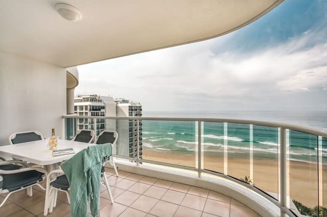Superior One bedroom Ocean-View Apartment