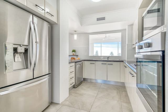 Two Bedroom Ocean-View Apartment