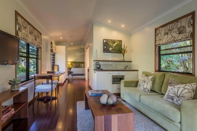 Luxury Falls Villa