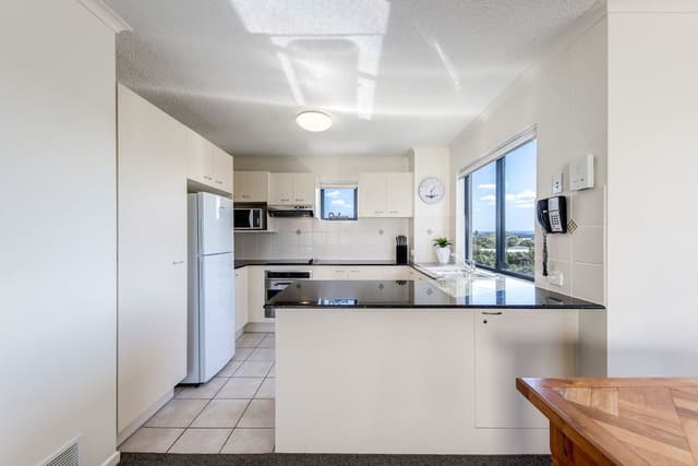 Apartment, 3 Bedrooms, Top Floor