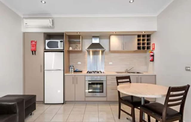 Deluxe 1 Bedroom Cabin