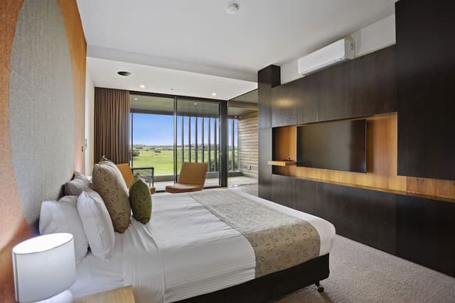 Open Plan Room