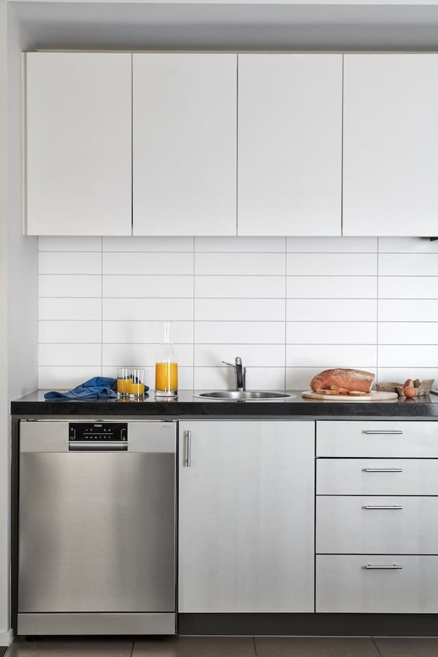 One Bedroom Apartment