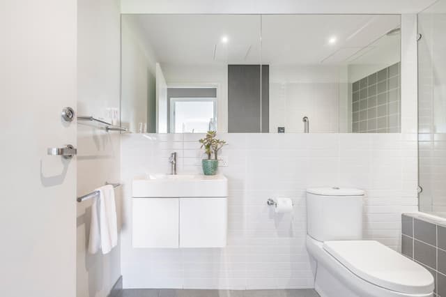 One Bedroom Apartment