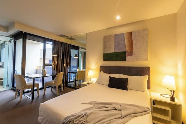 Studio Executive Residence
