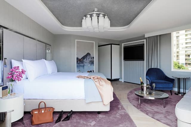 Royce Suite