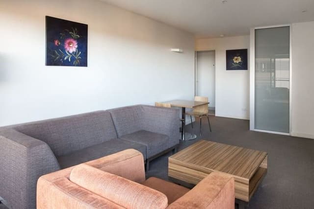 Deluxe One Bedroom Apartment