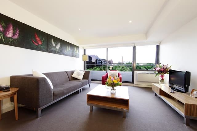 Deluxe One Bedroom Apartment