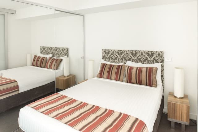 Deluxe One Bedroom Apartment