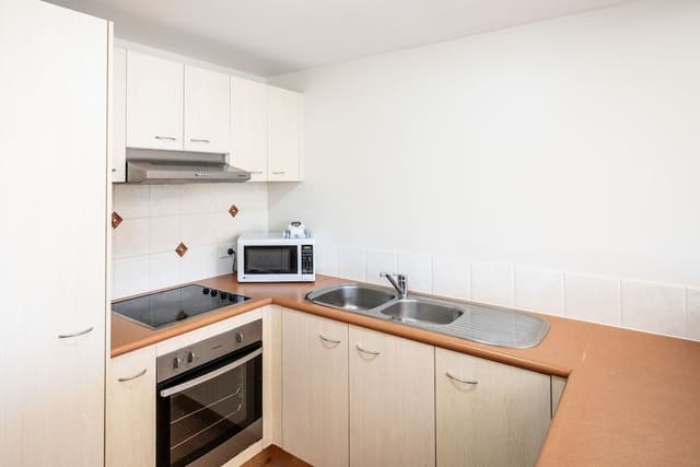 3 Bedroom Apartment