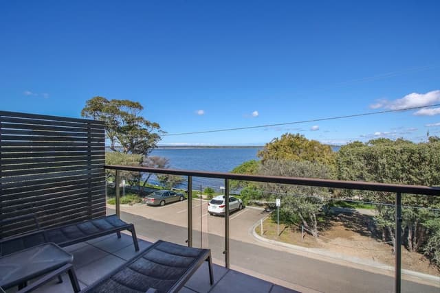 Two Bedroom Lake View Apartment