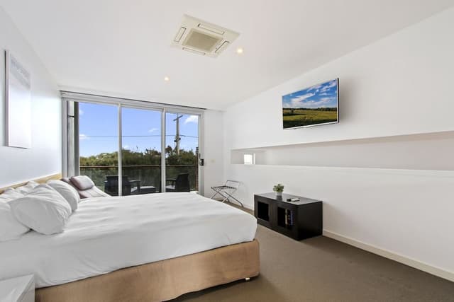Two Bedroom Lake View Apartment