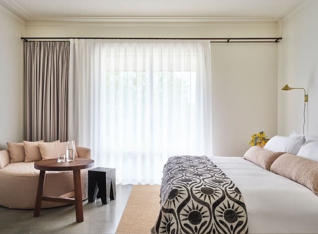 Family Garden Room - Breakfast, WiFi & Parking Included