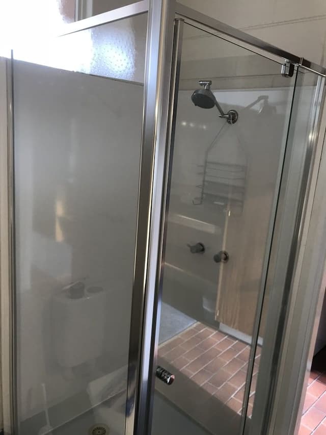Deluxe Queen Room with Pool View - Non-Smoking