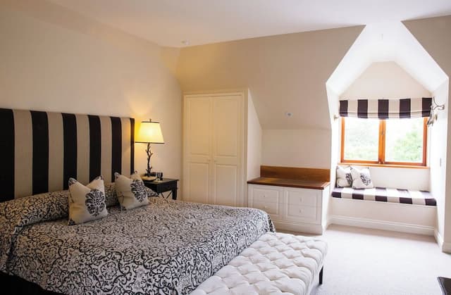 Provincial Suite