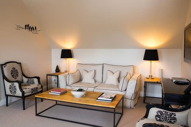 Provincial Suite