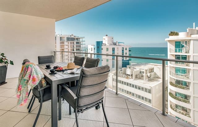 Sub Penthouse Luxury Three Ensuite