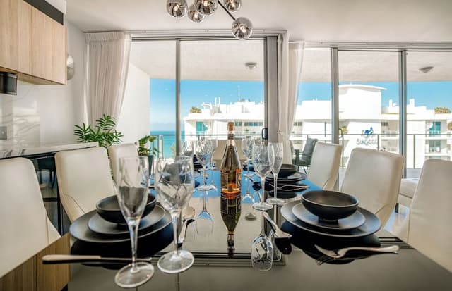 Sub Penthouse Luxury Three Ensuite