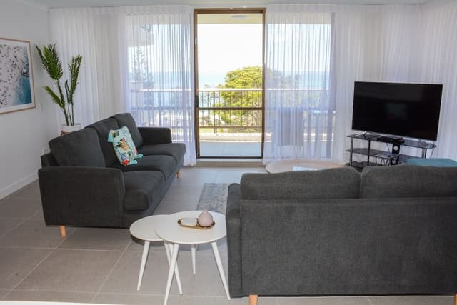 Two-Bedroom Apartment - Ocean View