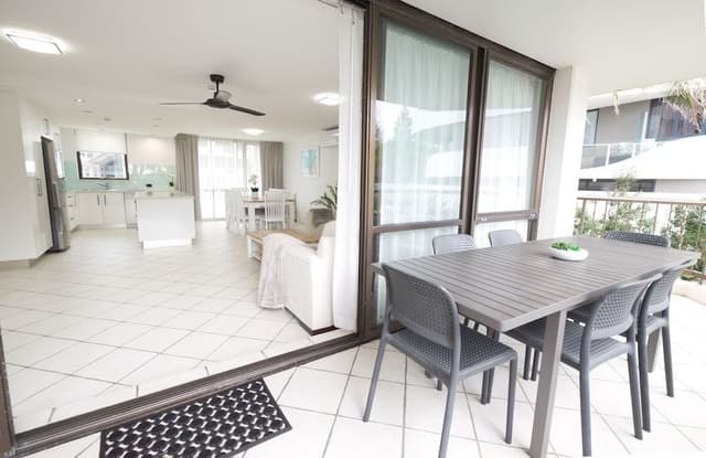 Three-Bedroom Apartment - Pool View
