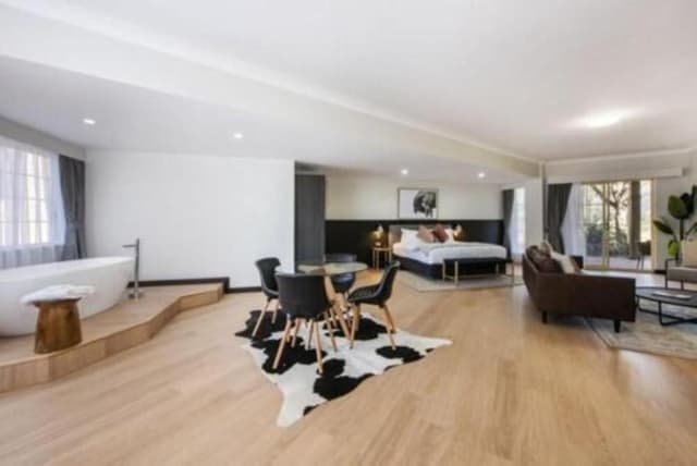 Superior Studio