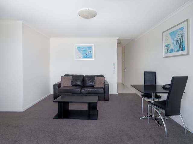 One Bedroom Apartment