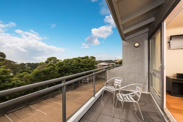 One Bedroom Apartment