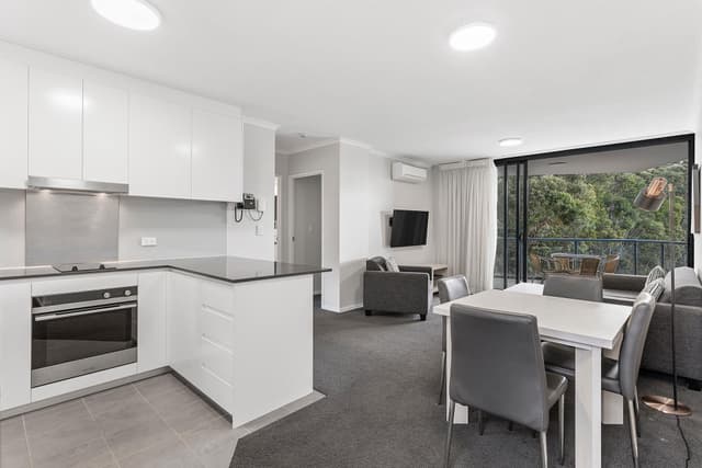 2-Bedroom Deluxe Apartment