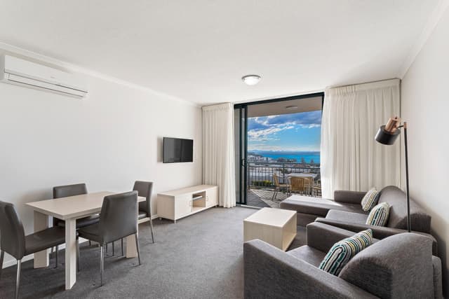 1-Bedroom Deluxe Apartment with Spa Bath