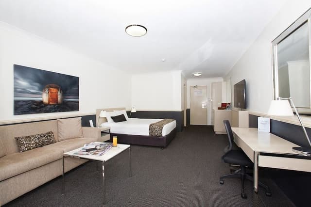 Deluxe Room, 1 Queen Bed, Non Smoking