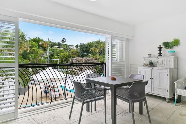Pool Side Suite
