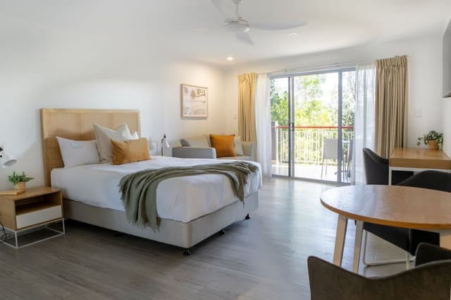 Superior Queen Room